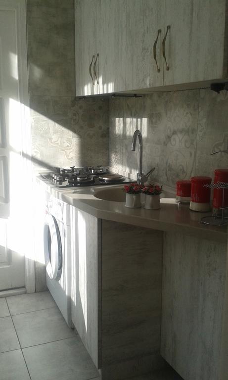 Art House Apartment Tbilisi Bagian luar foto