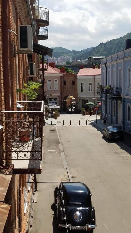 Art House Apartment Tbilisi Bagian luar foto