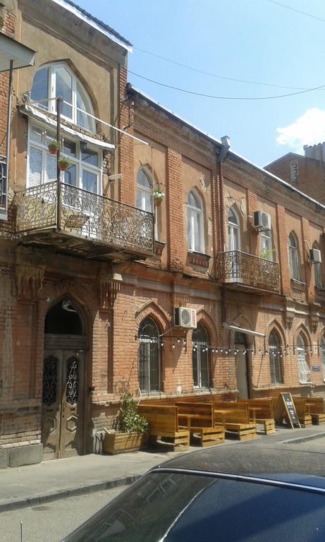 Art House Apartment Tbilisi Bagian luar foto