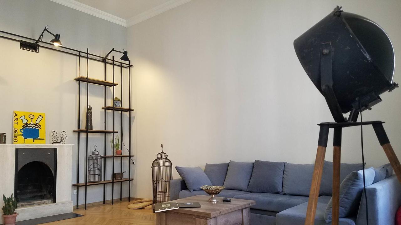Art House Apartment Tbilisi Bagian luar foto